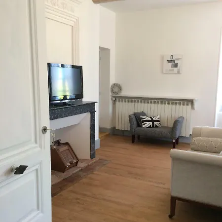 Holiday home Au Marquis